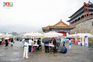 墨菲谈复出后献暴扣：要让人们知道我依然有很强的运动能力